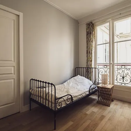 Apartment Splendid Spacious Appt Near Parc Monceau *